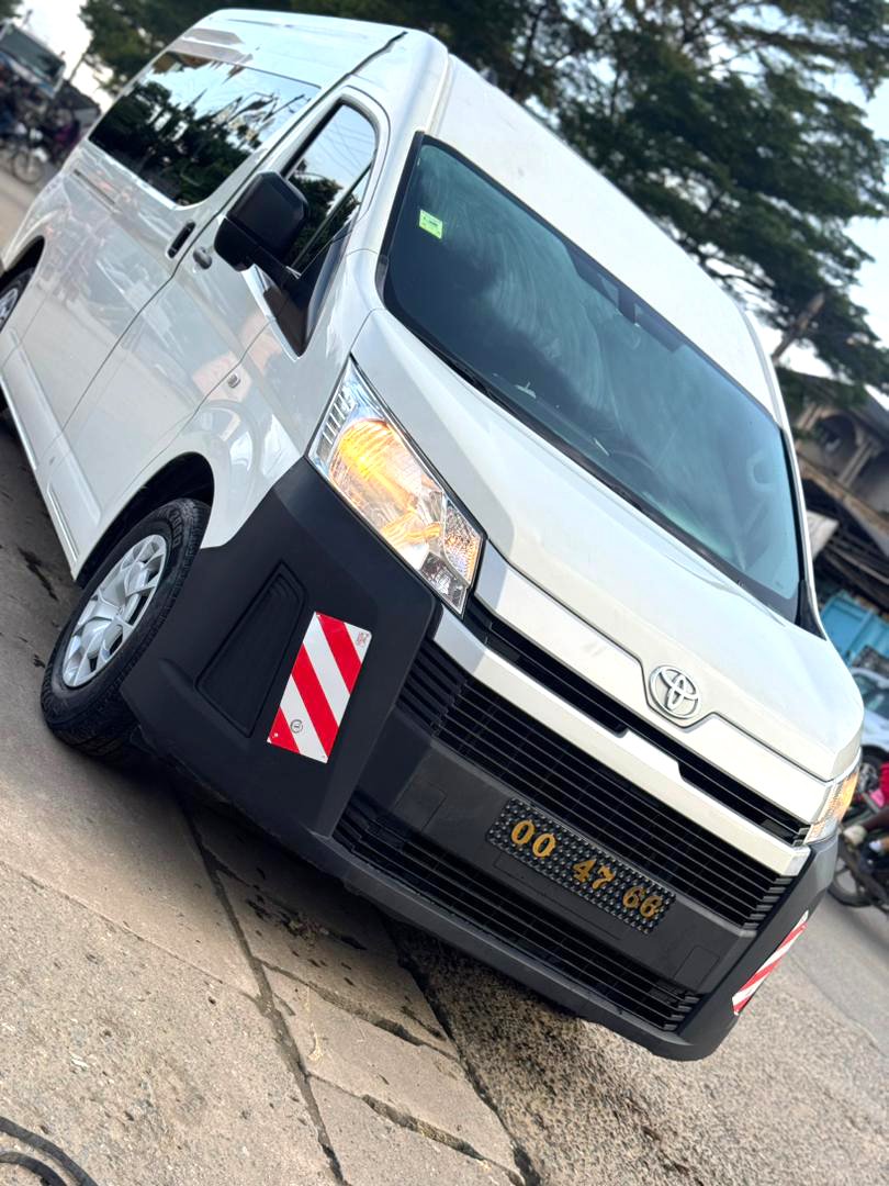 Toyota Hiace Fourgon